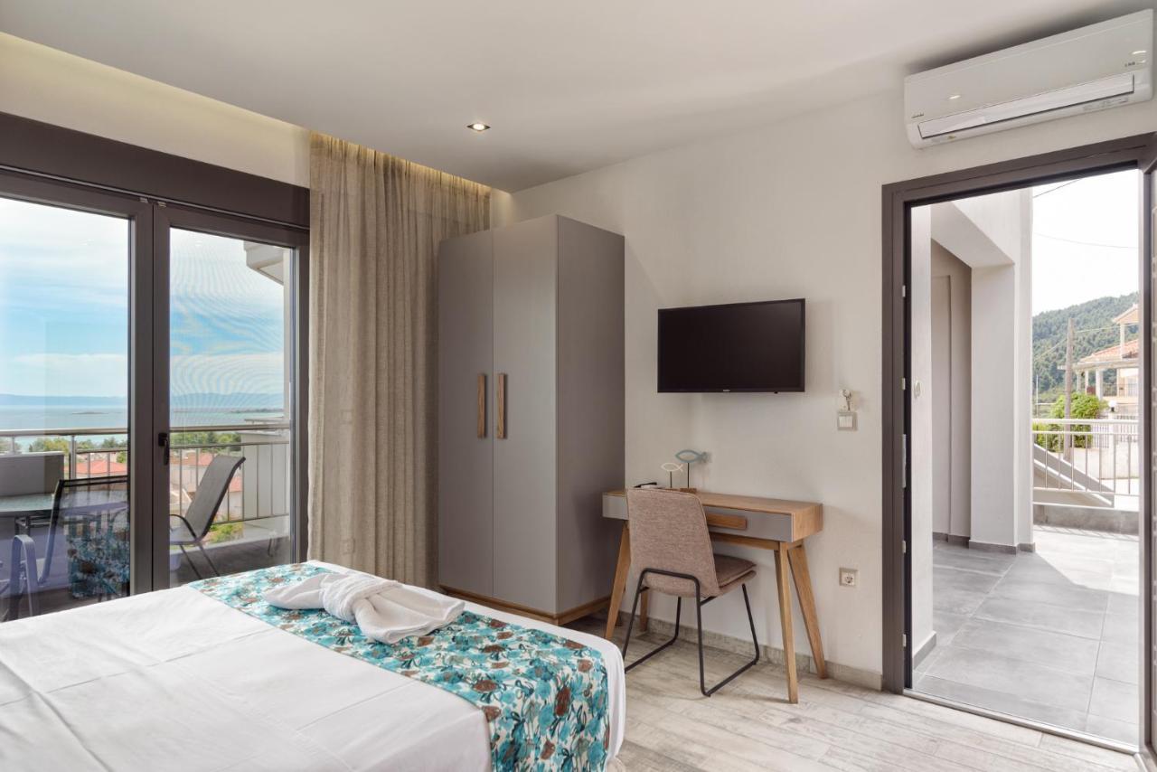 Thea Luxury Apartments Vourvourou Exterior photo